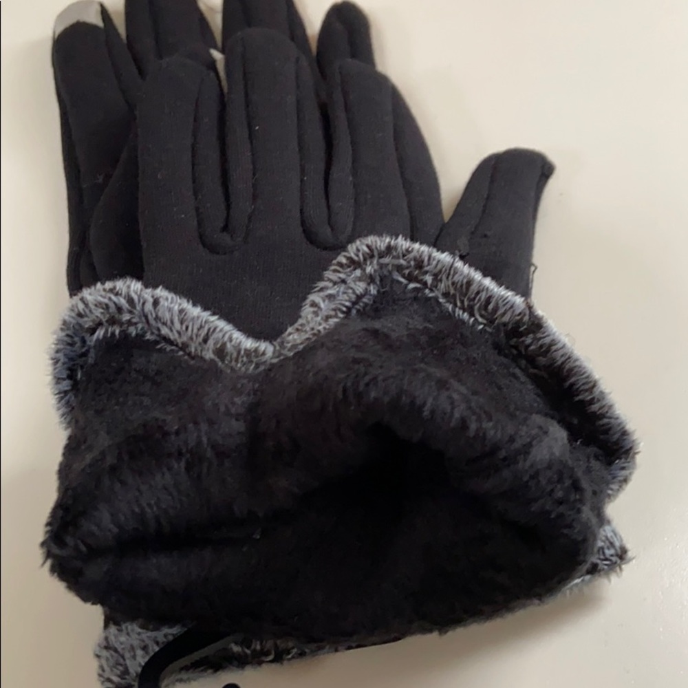 Knit gloves - Picture 2 of 2